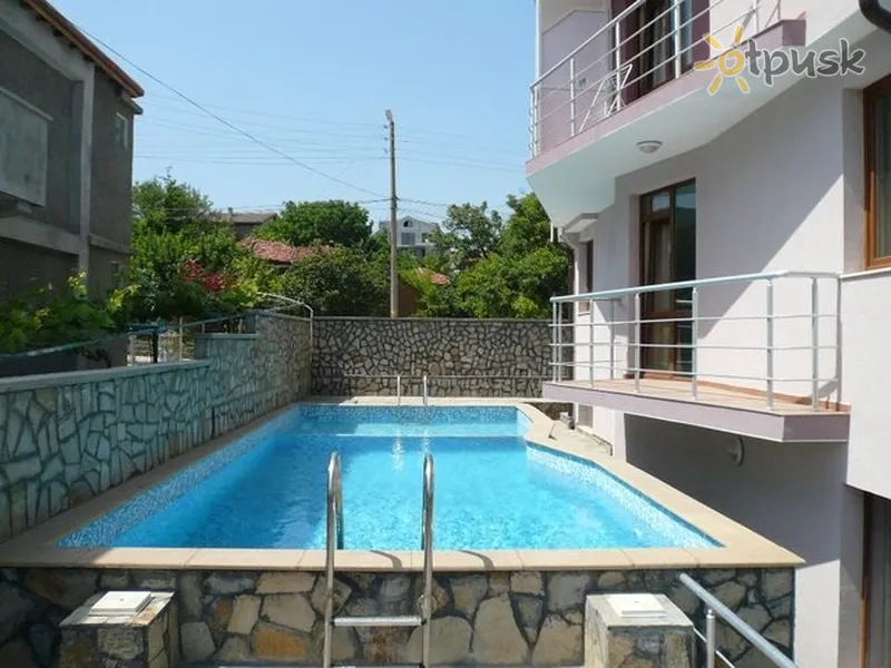 Фото отеля Favourite Hotel 2* Обзор Болгарія екстер'єр та басейни