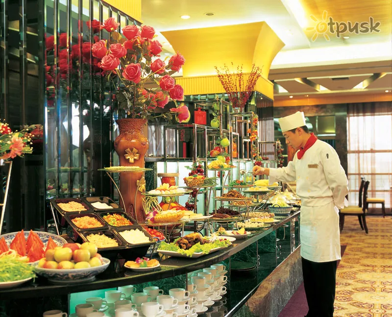 Фото отеля Beijing Tibet Hotel 4* Пекин Китай бары и рестораны