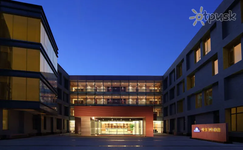 Фото отеля Days Hotel Beijing New Exhibition Center 4* Пекин Китай экстерьер и бассейны