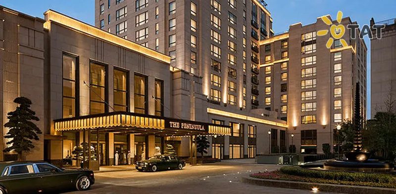 Фото отеля The Peninsula Shanghai Hotel 5* Шанхай Китай экстерьер и бассейны