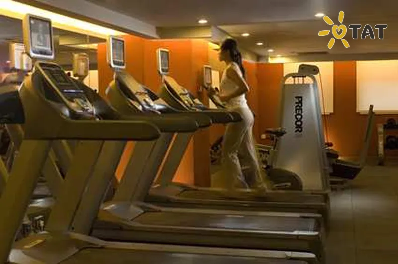 Фото отеля Hilton Beijing Wangfujing 5* Пекін Китай спорт і дозвілля