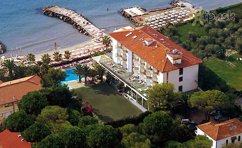 Фото отеля Caravelle Terapie Marine 4* Діано Маріна Італія екстер'єр та басейни