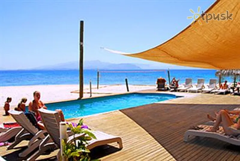 Фото отеля Bounty Island Resort 2* Острови Маманута Фіджі екстер'єр та басейни