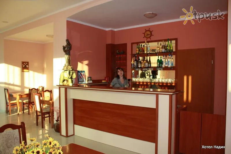 Фото отеля Надін 2* Обзор Болгарія бари та ресторани