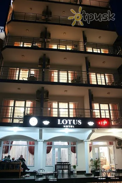 Фото отеля Lotus 3* Cliff Krymas išorė ir baseinai