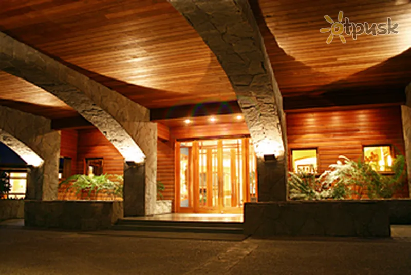 Фото отеля Villarrica Park Lake Hotel & Spa 5* Пукон Чилі лобі та інтер'єр