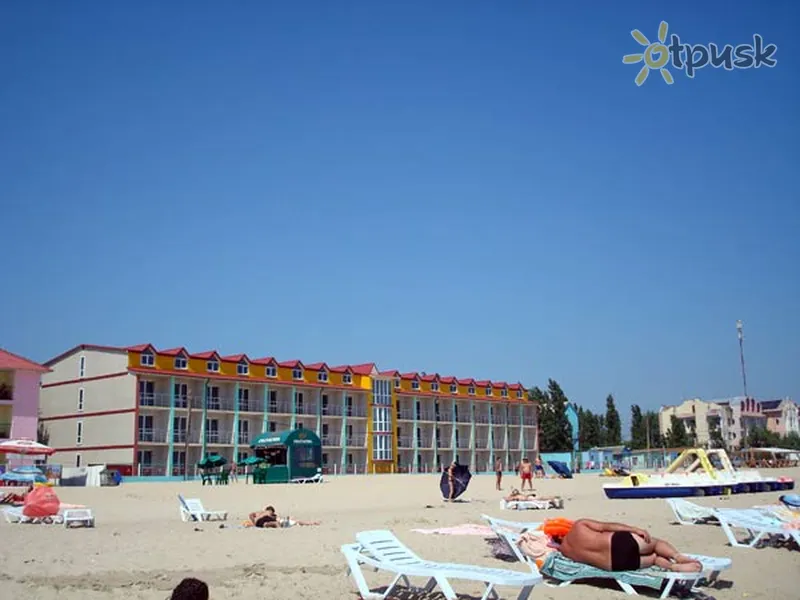 Фото отеля Адмирал 2* Затока Украина пляж