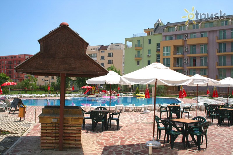 Фото отеля Prestige City I Aparthotel 3* Солнечный берег Болгария экстерьер и бассейны