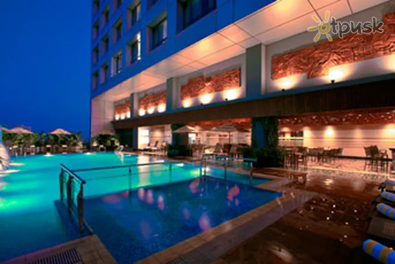 Фото отеля The Westin Dhaka 5* Дакка Бангладеш екстер'єр та басейни