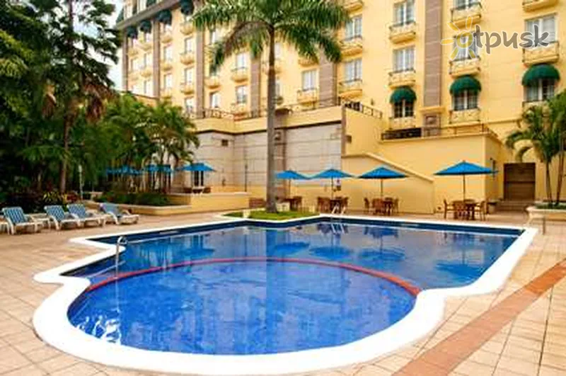 Фото отеля Hilton Princess San Pedro Sula Hotel 3* Sanpedro Sula Hondurasa ārpuse un baseini