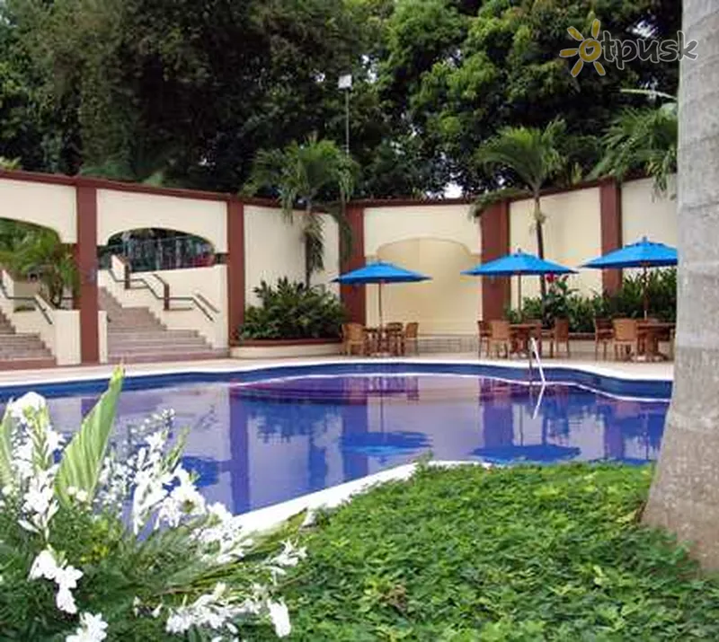 Фото отеля Hilton Princess San Pedro Sula Hotel 3* San Pedro Sula Hondūras išorė ir baseinai