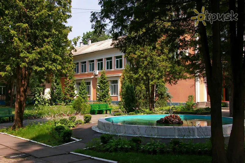 Фото отеля Пуща-Водиця 3* Пуща-Водиця Україна екстер'єр та басейни
