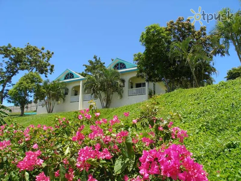 Фото отеля Turquoise Bay Dive & Beach Resort 4* о. Роатан Гондурас екстер'єр та басейни