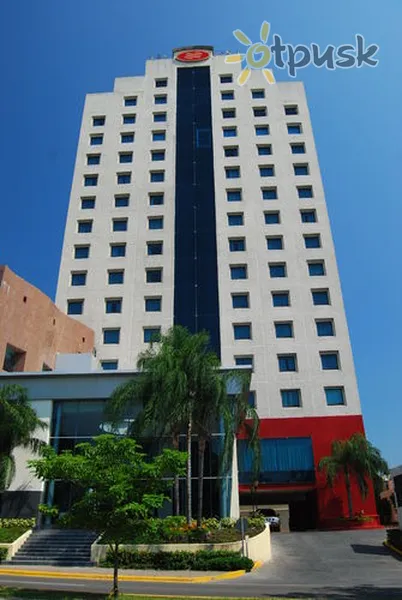 Фото отеля Crowne Plaza Hotel 3* Сан Педро Сула Гондурас экстерьер и бассейны