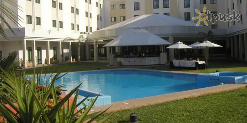 Фото отеля Vip Maputo 4* Maputu Mozambikas išorė ir baseinai