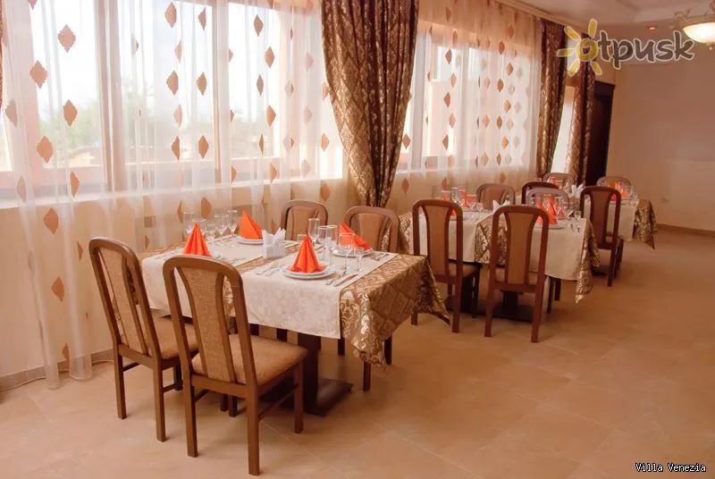 Фото отеля Вилла Венеция 3* Sevastopols Krima bāri un restorāni