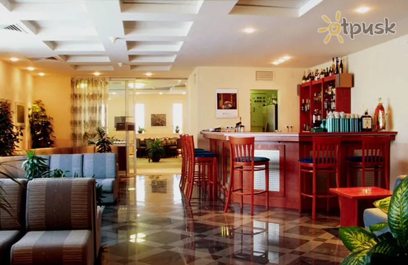 Фото отеля Св. Нікола 3* Боровець Болгарія бари та ресторани