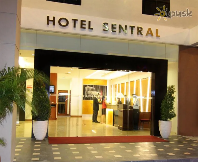 Фото отеля Hotel Sentral 3* Kvala Lumpūras Malaizija išorė ir baseinai