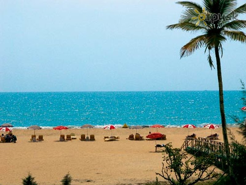 Фото отеля Club Mahindra Varca Beach Resort 5* Южный Гоа Индия пляж