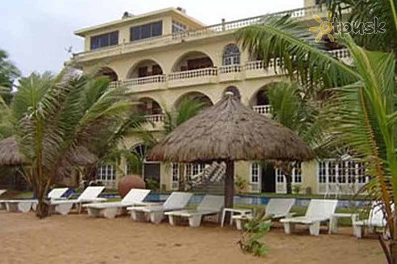 Фото отеля Royal Beach Resort 3* Induruva Šrilanka pludmale