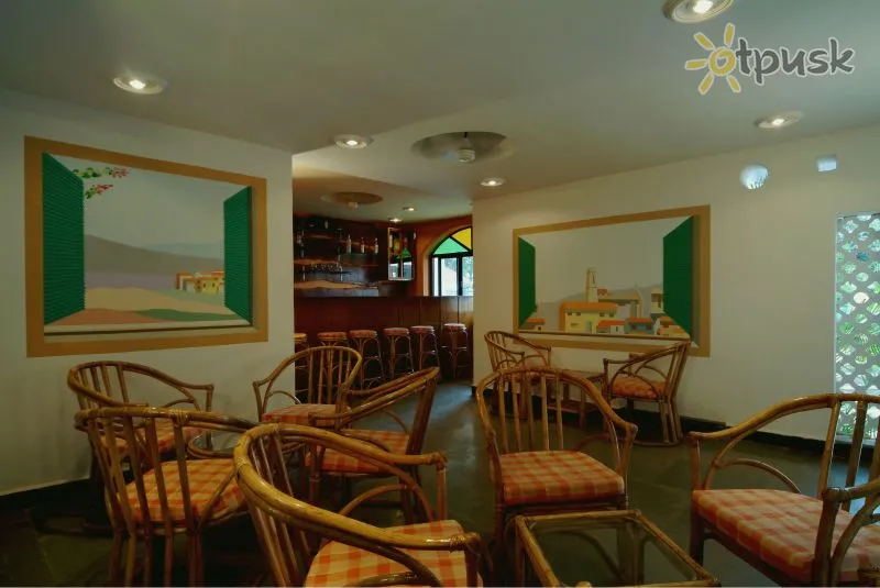 Фото отеля Horizon Beach Resort 3* Північний Гоа Індія бари та ресторани