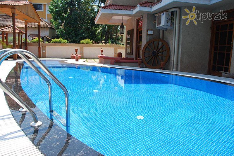 Фото отеля SinQ Beach Resort 2* Северный Гоа Индия экстерьер и бассейны
