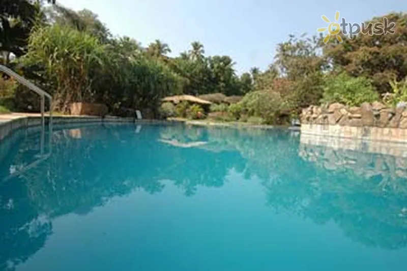 Фото отеля Laguna Anjuna 3* Šiaurės Goa Indija išorė ir baseinai