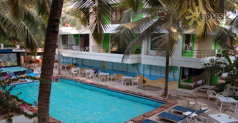 Фото отеля Townhouse Resort Candolim 3* Ziemeļu goa Indija ārpuse un baseini