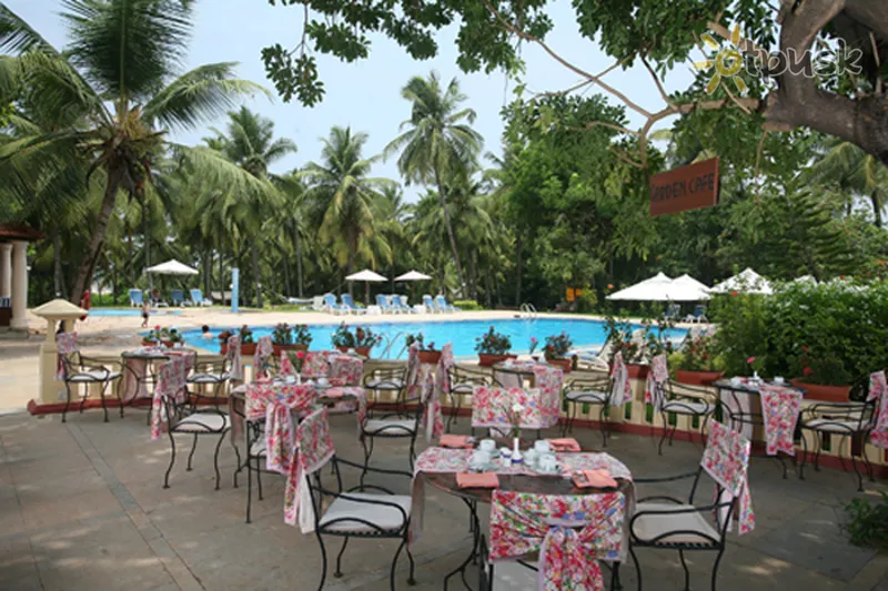 Фото отеля Majorda Beach Resort 5* Pietų goa Indija barai ir restoranai