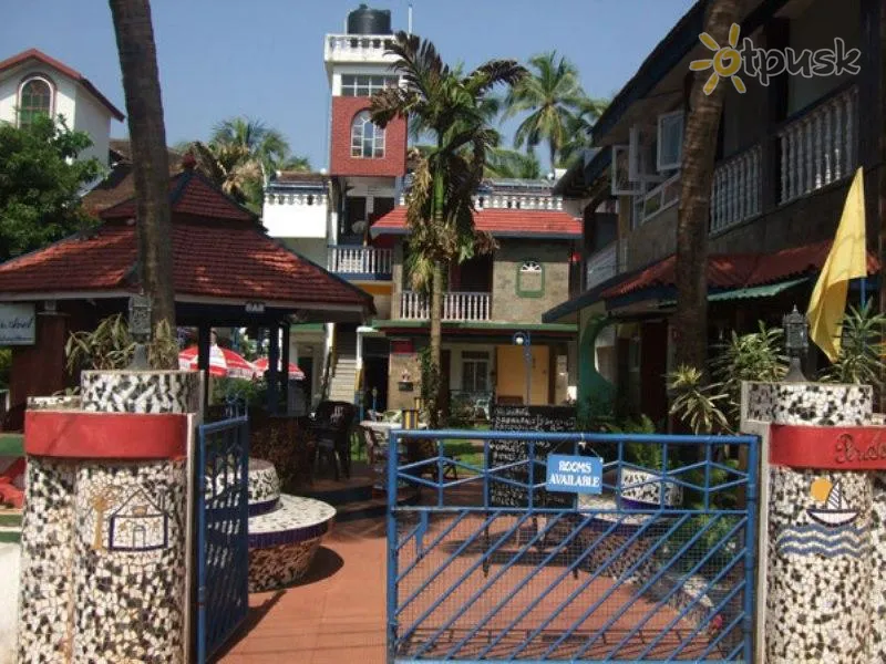 Фото отеля Per Avel Beach Holiday Home 2* Šiaurės Goa Indija išorė ir baseinai