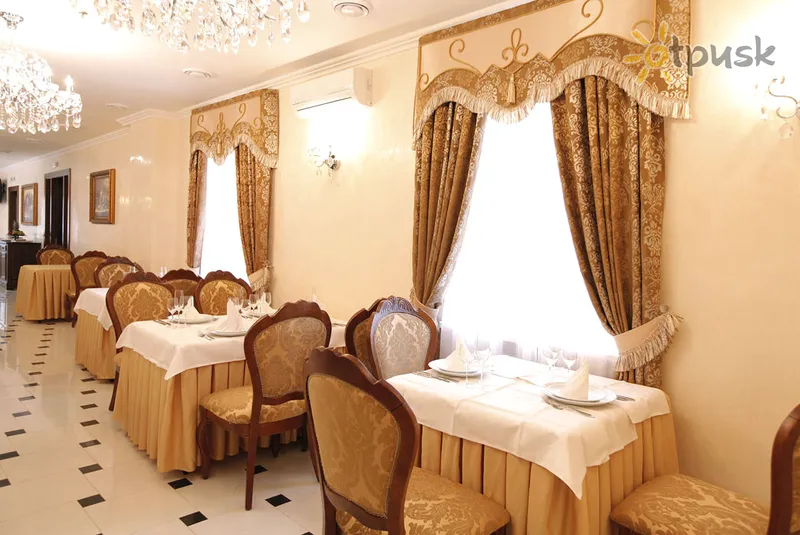 Фото отеля Украина 4* Gluda Ukraina bāri un restorāni