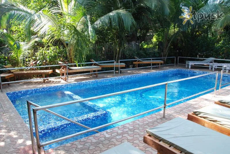 Фото отеля Villa Fatima 2* Šiaurės Goa Indija išorė ir baseinai