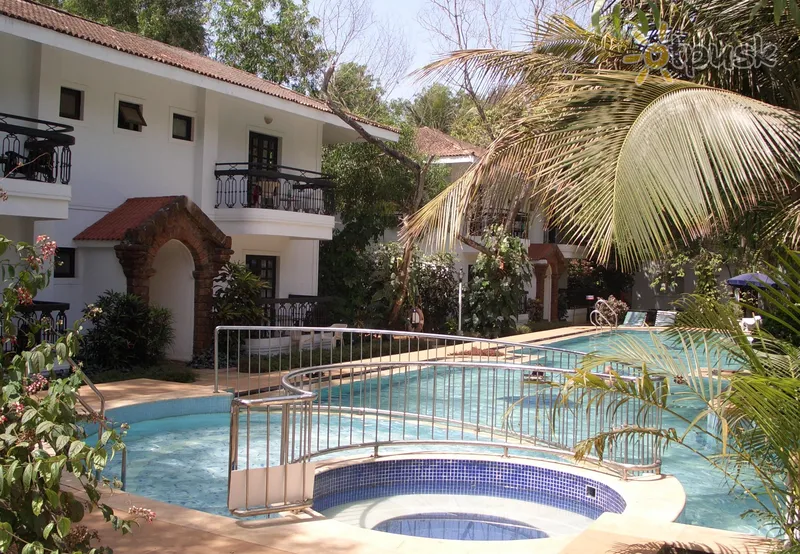 Фото отеля Vila Goesa Beach Resort 3* Північний Гоа Індія екстер'єр та басейни