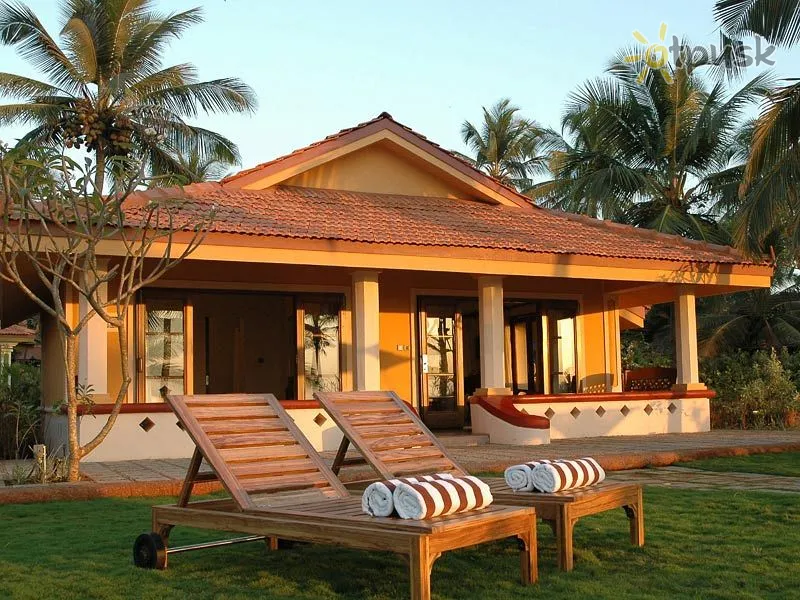 Фото отеля Taj Holiday Village Resort & Spa 5* Šiaurės Goa Indija išorė ir baseinai