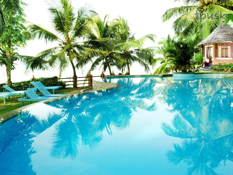 Фото отеля Manaltheeram Ayurveda Beach Village 3* Керала Індія екстер'єр та басейни