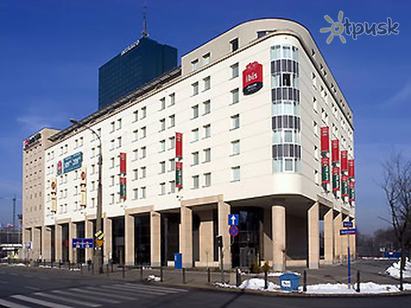 Фото отеля Ibis Warszawa Stare Miasto 3* Варшава Польща екстер'єр та басейни