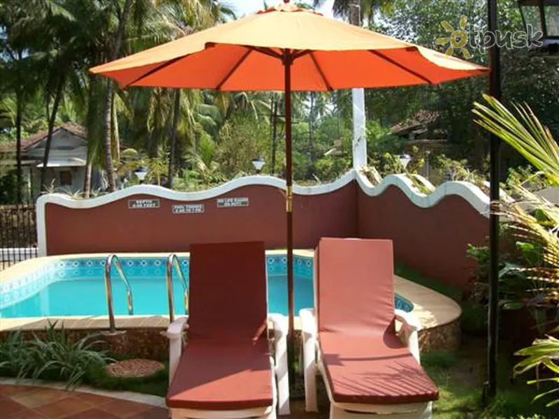 Фото отеля Renzo's Inn 3* Північний Гоа Індія екстер'єр та басейни