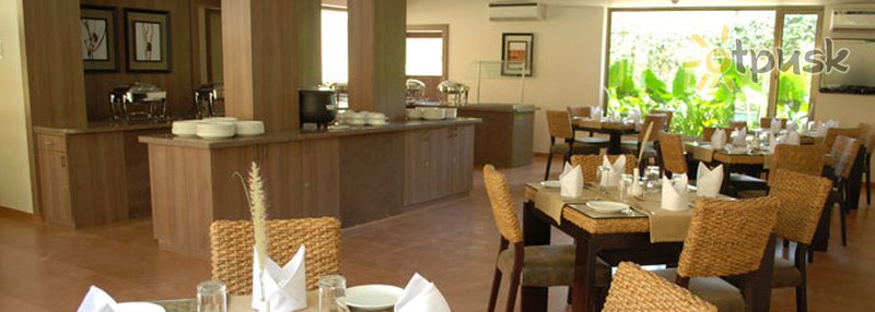 Фото отеля Sandalwood Hotel & Retreat 4* Северный Гоа Индия бары и рестораны