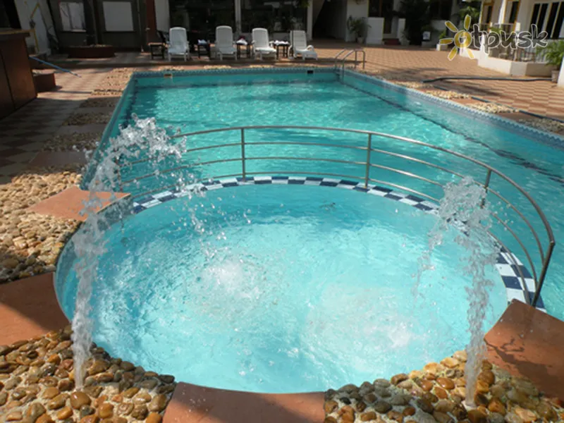 Фото отеля Camelot Fantasy Resort 3* Північний Гоа Індія екстер'єр та басейни