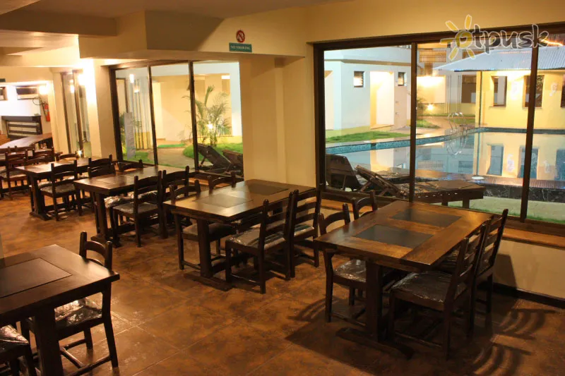 Фото отеля The Sea Horse Resort 3* Ziemeļu goa Indija bāri un restorāni