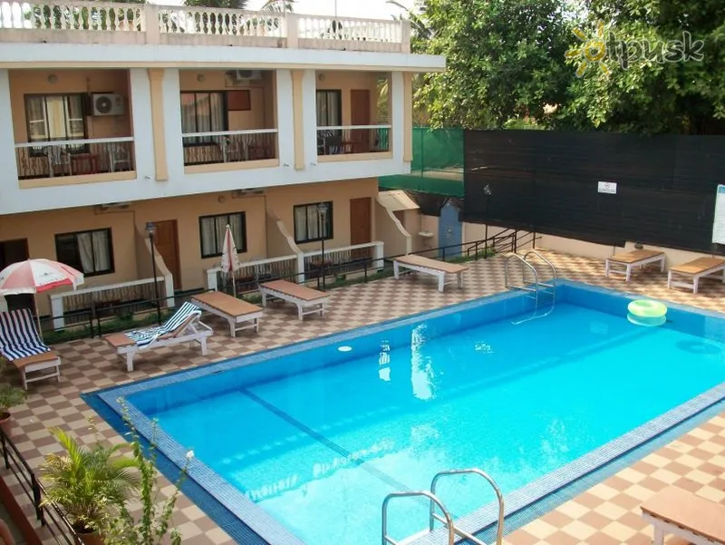 Фото отеля White Orchid Hotel 2* Північний Гоа Індія екстер'єр та басейни