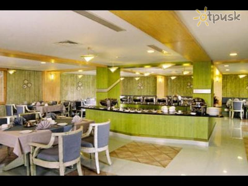 Фото отеля Lotus8 A’part Hotel 3* Керала Индия бары и рестораны