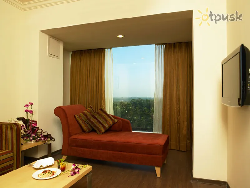 Фото отеля Royal Orchid Suites Bangalore 4* Бангалор Індія номери