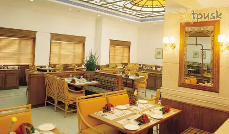 Фото отеля Abad Metro Hotel 2* Керала Індія бари та ресторани