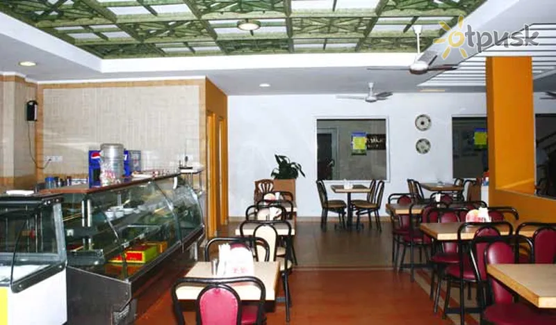 Фото отеля Abad Hotel 3* Kerala Indija barai ir restoranai