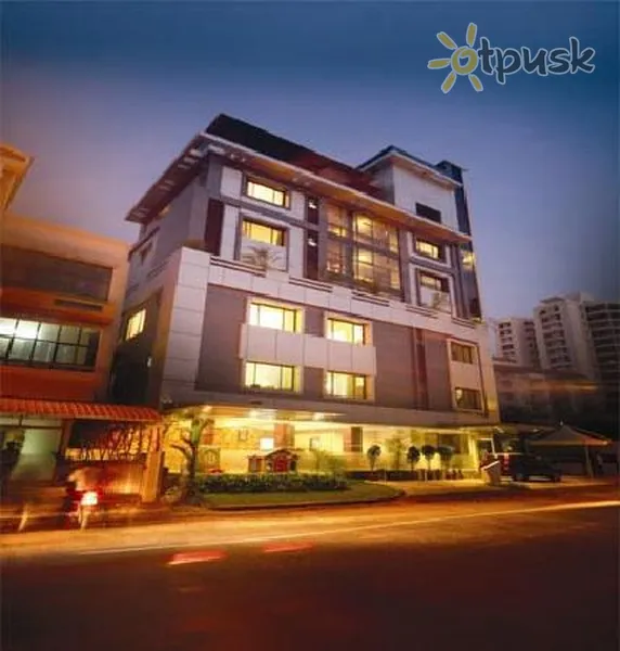 Фото отеля Deshadan Plaza 3* Керала Индия экстерьер и бассейны