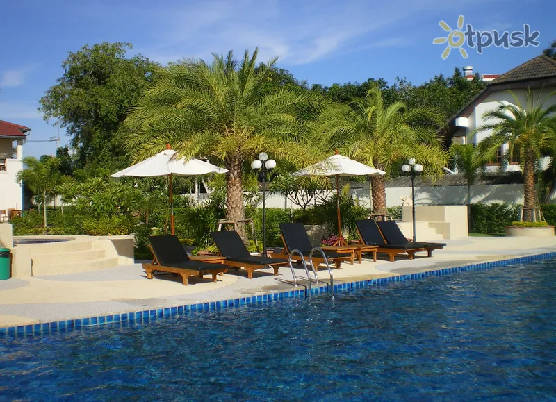 Фото отеля Serene Sands Health Resort 4* Паттайя Таиланд экстерьер и бассейны