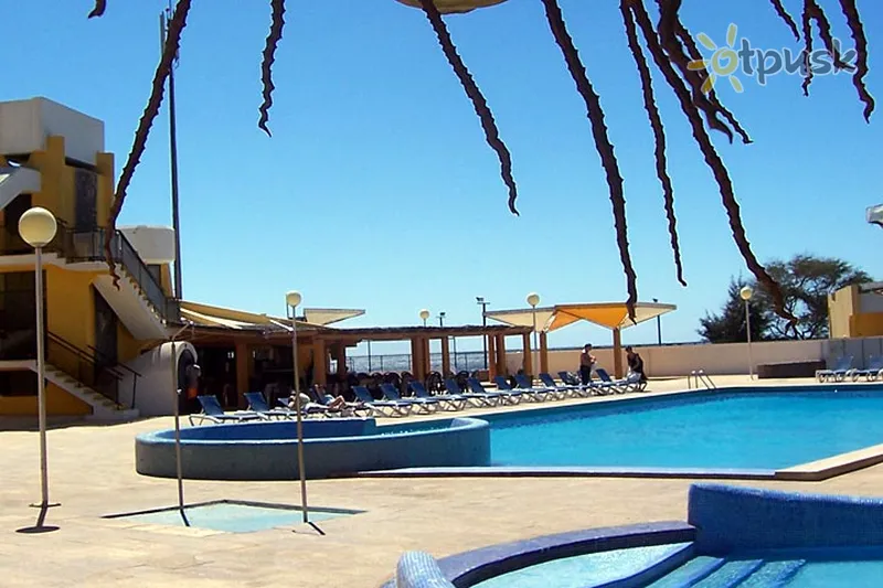 Фото отеля Oasis Atlantico Praiamar 4* Прая Кабо-Верде экстерьер и бассейны