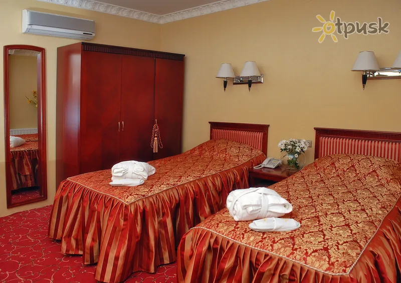 Фото отеля Royal Medical Cezar 4* Truskavecas Ukraina kambariai