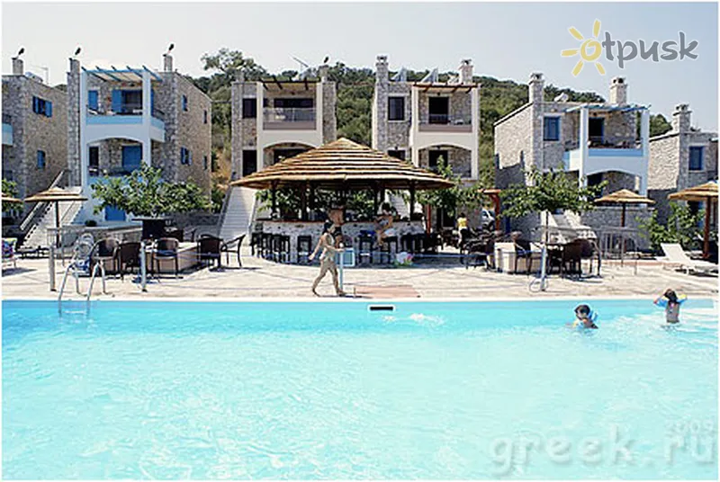 Фото отеля Aris Studios 3* Пелопоннес Греция экстерьер и бассейны